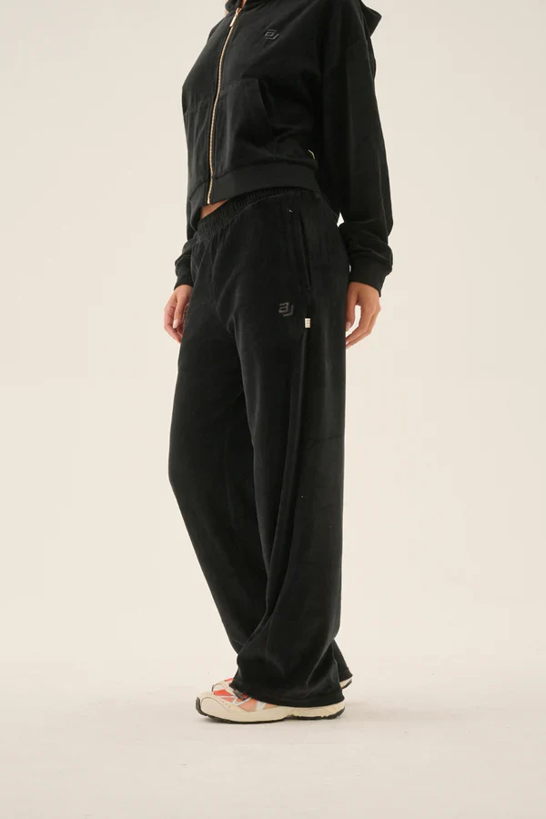 ARAMINTA JAMES - AJ VELOUR TRACKPANT (NOIR) - Image 6