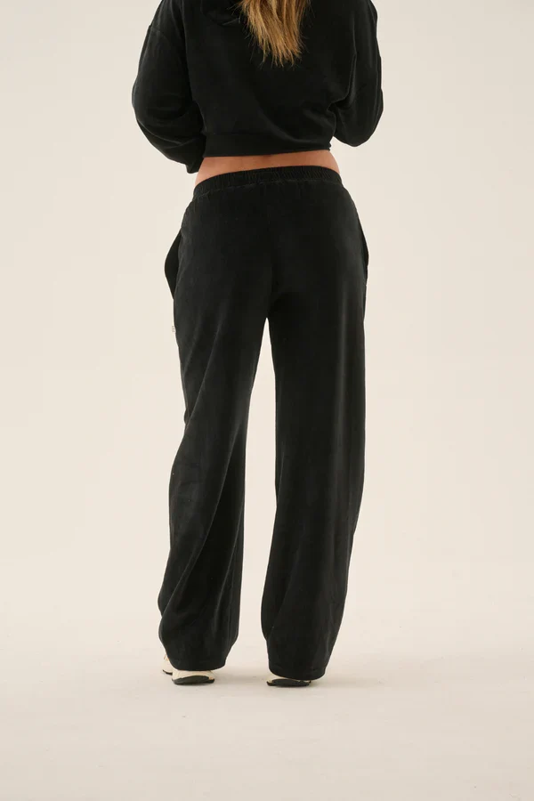 ARAMINTA JAMES - AJ VELOUR TRACKPANT (NOIR) - Image 7