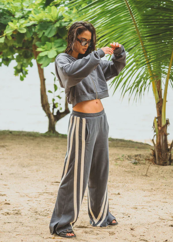 ARAMINTA JAMES - ZIP HOODIE (WASHED BLACK) - Image 3