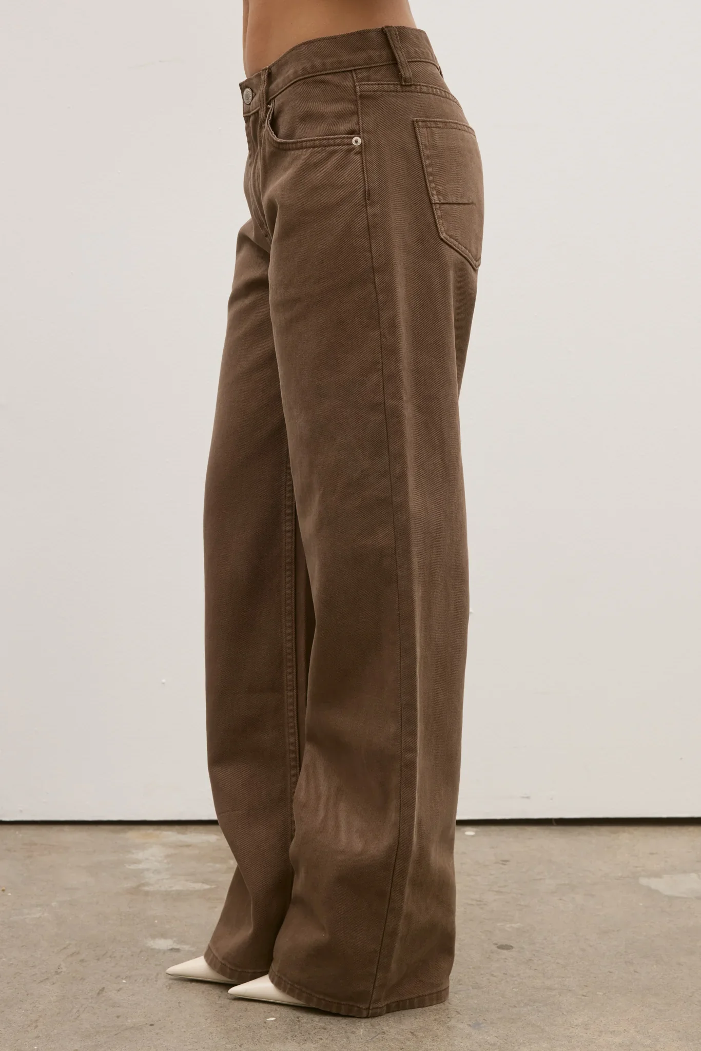 BAYSE BRAND - AVERY MID RISE JEAN (CHOCOLATE) - Image 3