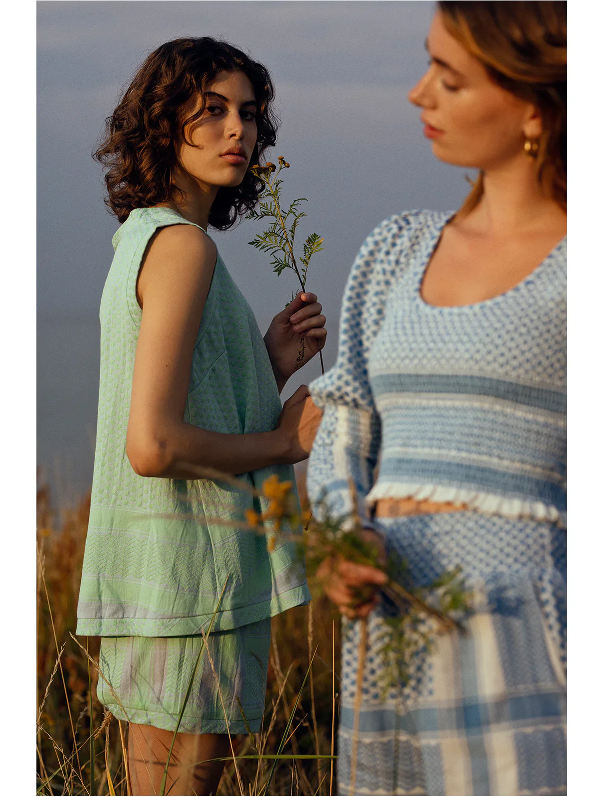 Cecile Copenhagen - Shirt V no Sleeves (Ballad blue) - Image 3