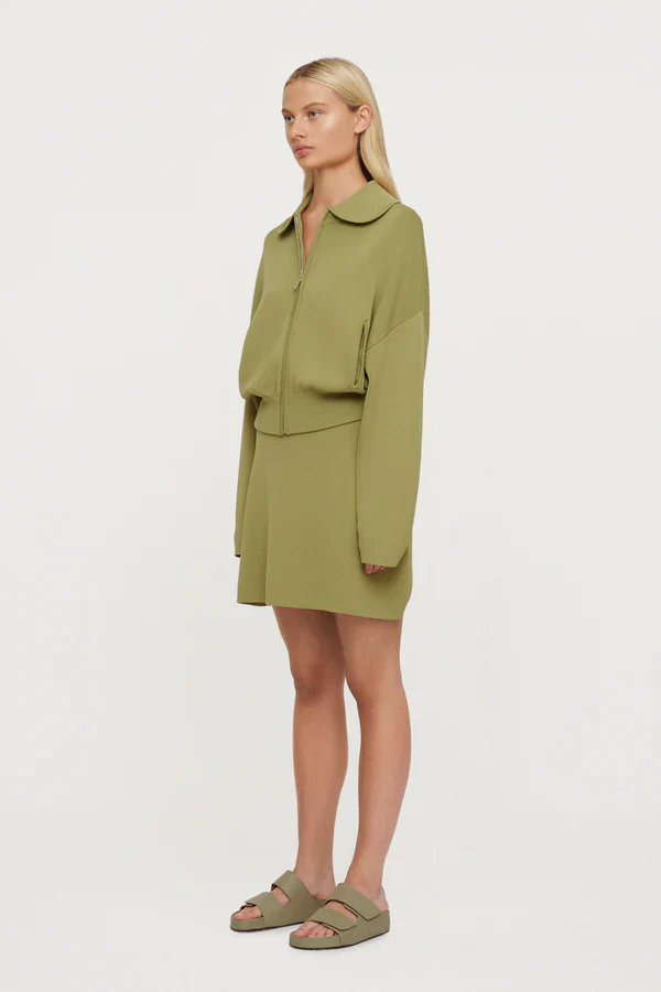 CLEA - Carlos Crepe Knit Bomber (Apple) - Image 4