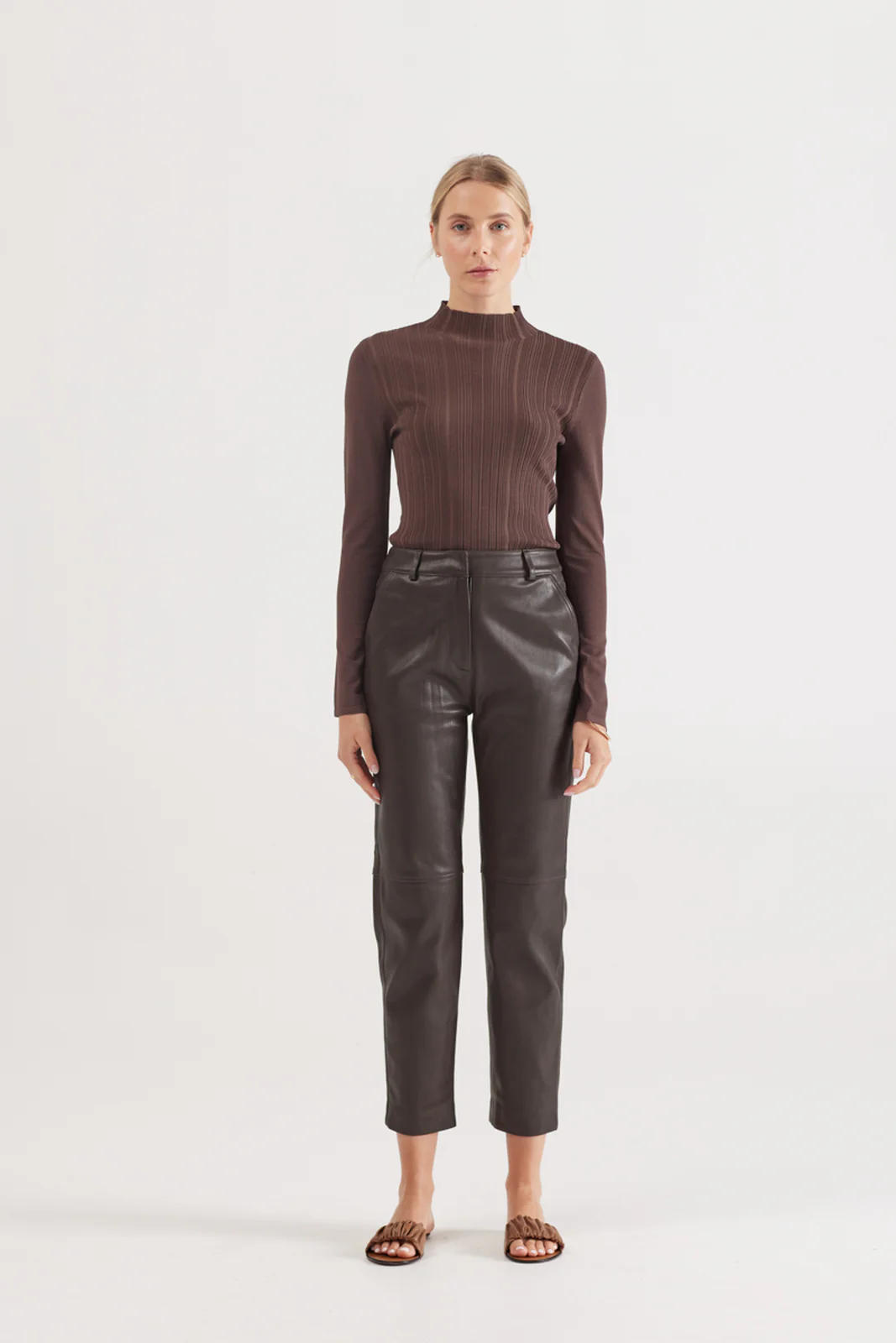 ELKA COLLECTIVE - Iris Pant (Chocolate) - Image 3