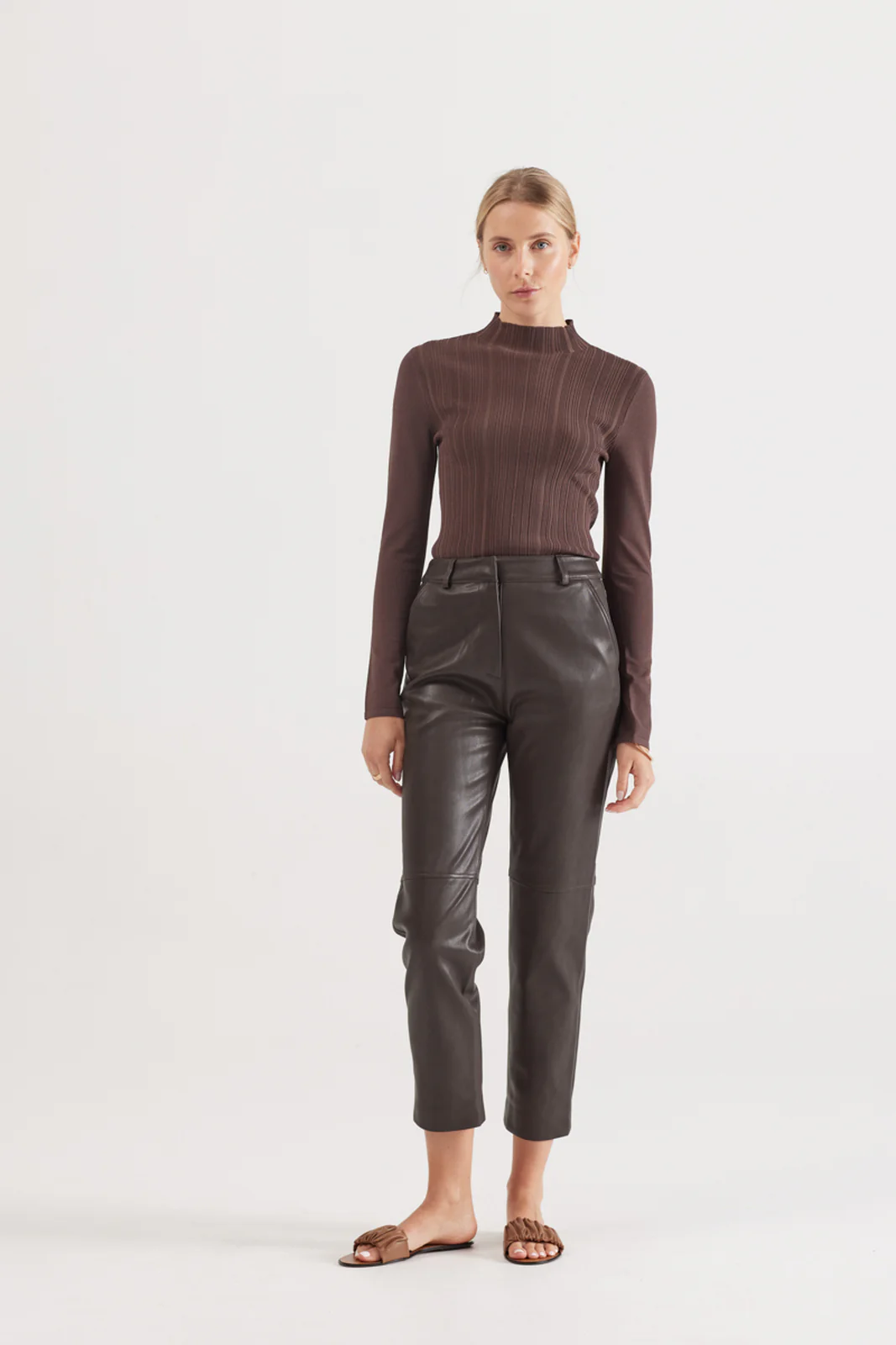 ELKA COLLECTIVE - Iris Pant (Chocolate) - Image 4