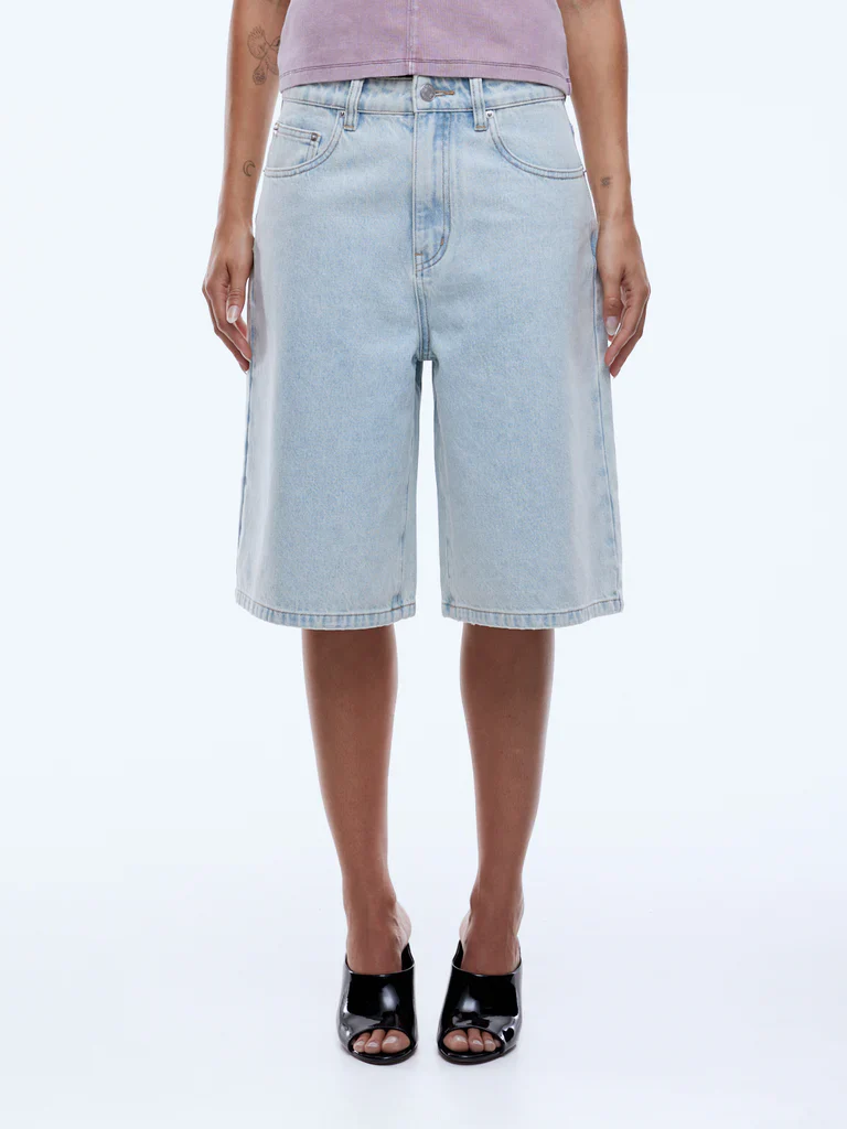 ENA PELLY - GRACIE BERMUDA SHORT (LIGHT WASH) - Image 5