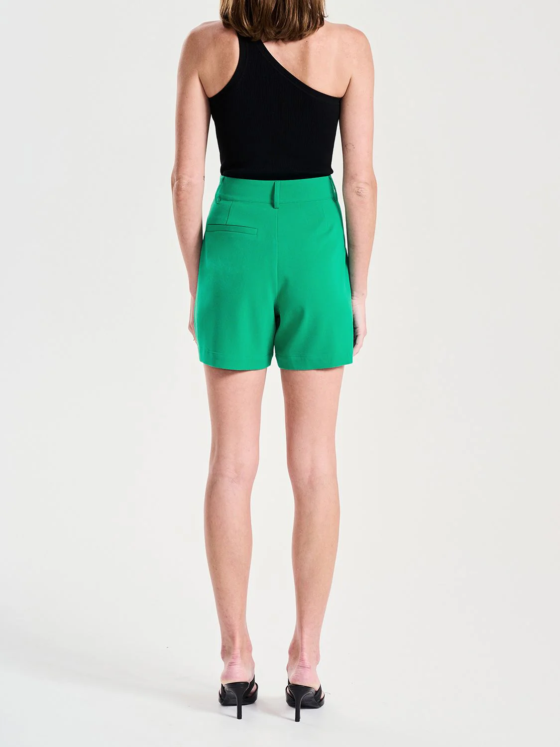 ENA PELLY - JOLIE SUITING SHORT (EVERGREEN) - Image 4