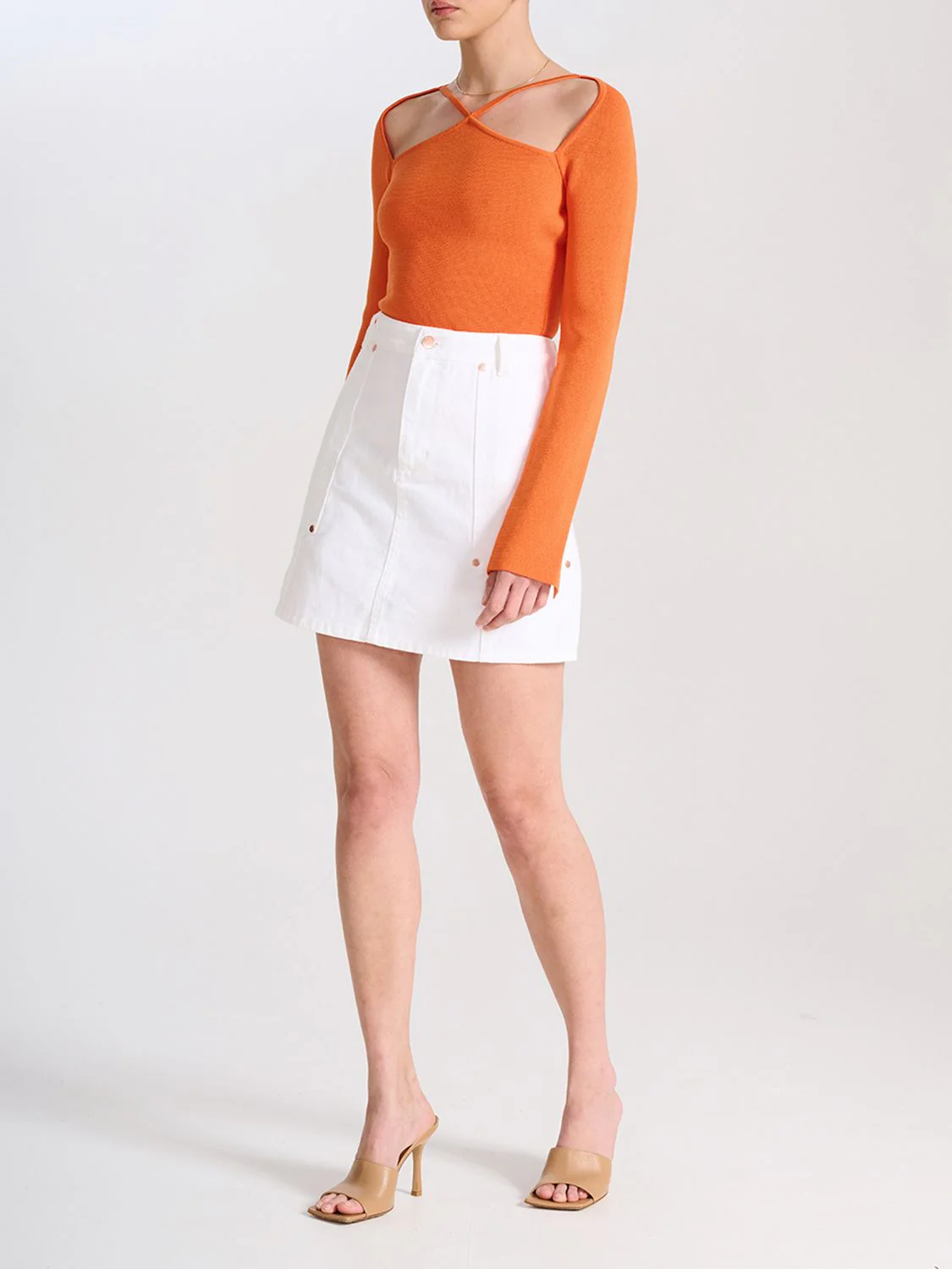 ENA PELLY - Marley Denim Mini Skirt (Bright White) - Image 4
