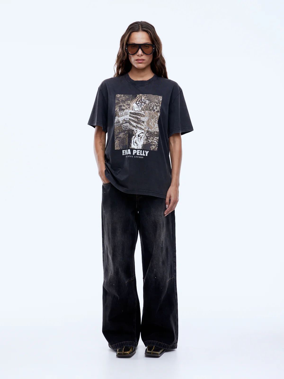 ENA PELLY - MIXED ANIMAL TEE (VINTAGE BLACK) - Image 4