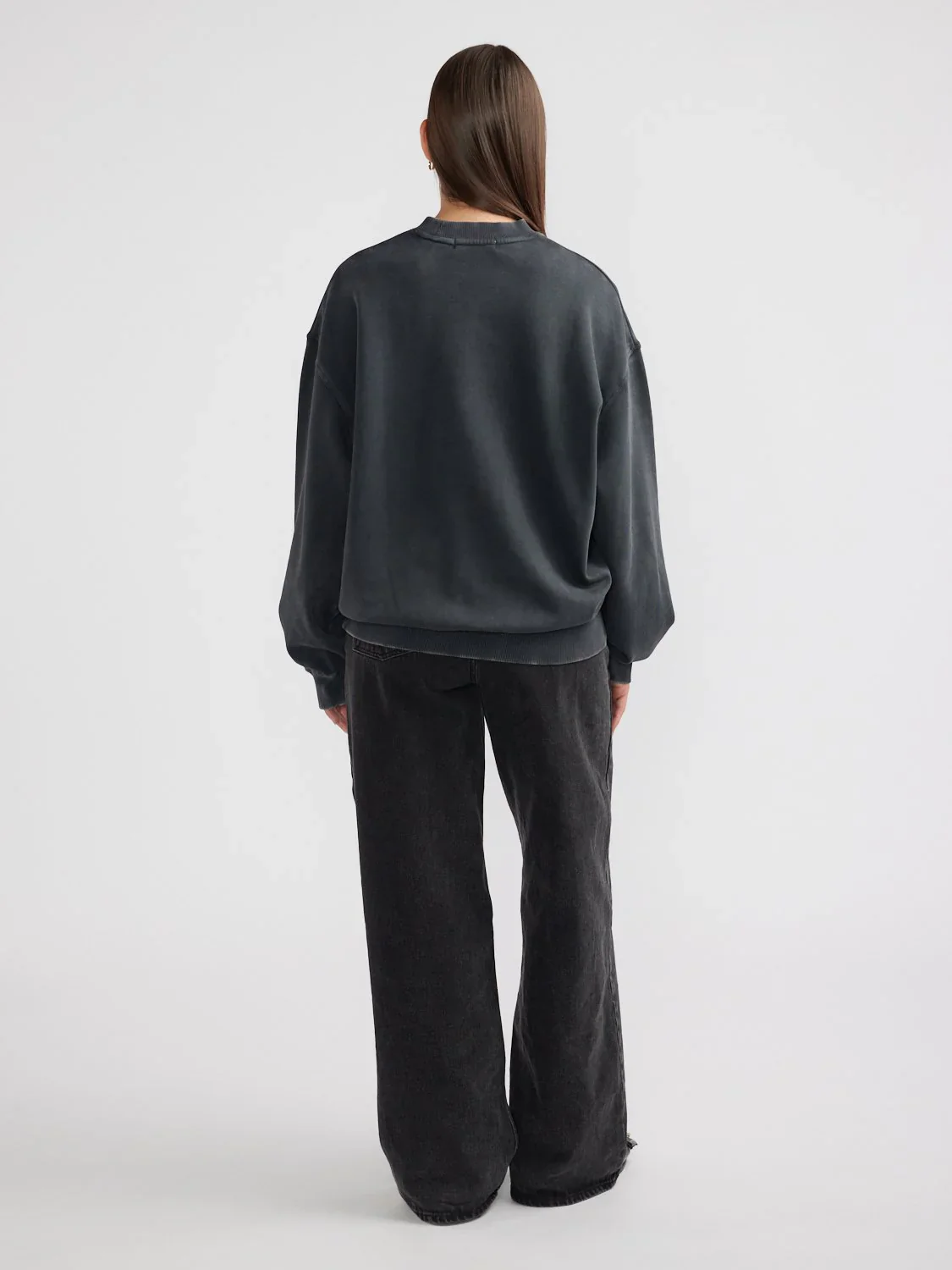 ENA PELLY - REVERE SWEATSHIRT (VINTAGE BLACK) - Image 2
