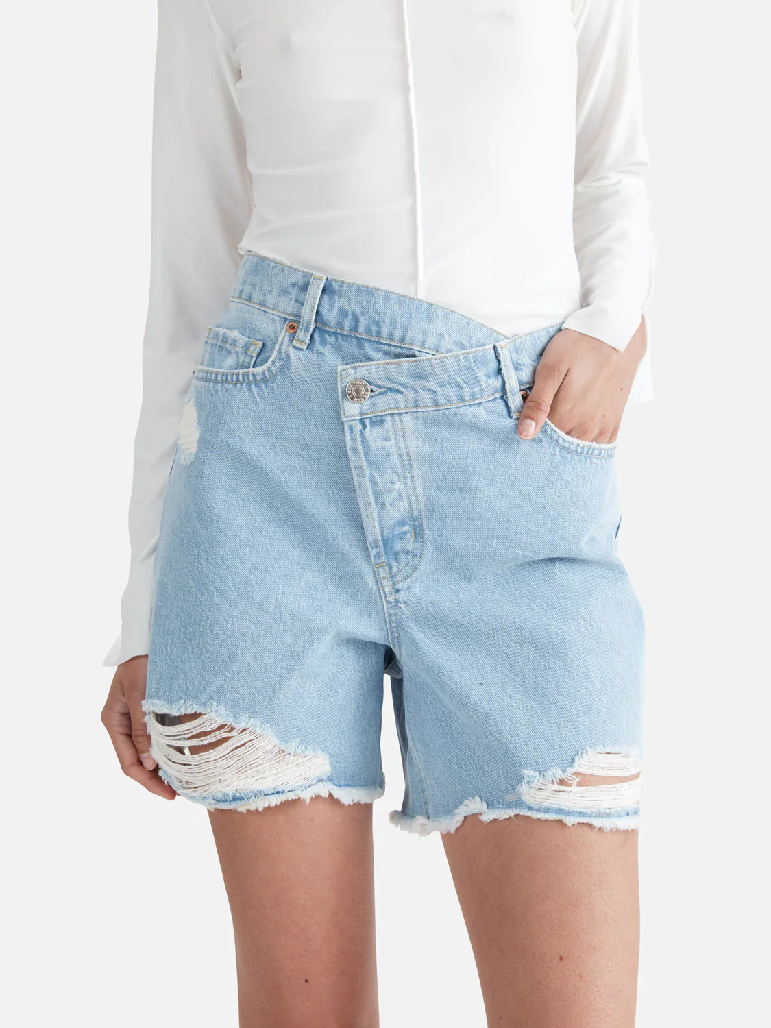 ENA PELLY - WINNIE CROSS-OVER BERMUDA SHORT (Summer Blue) - Image 5