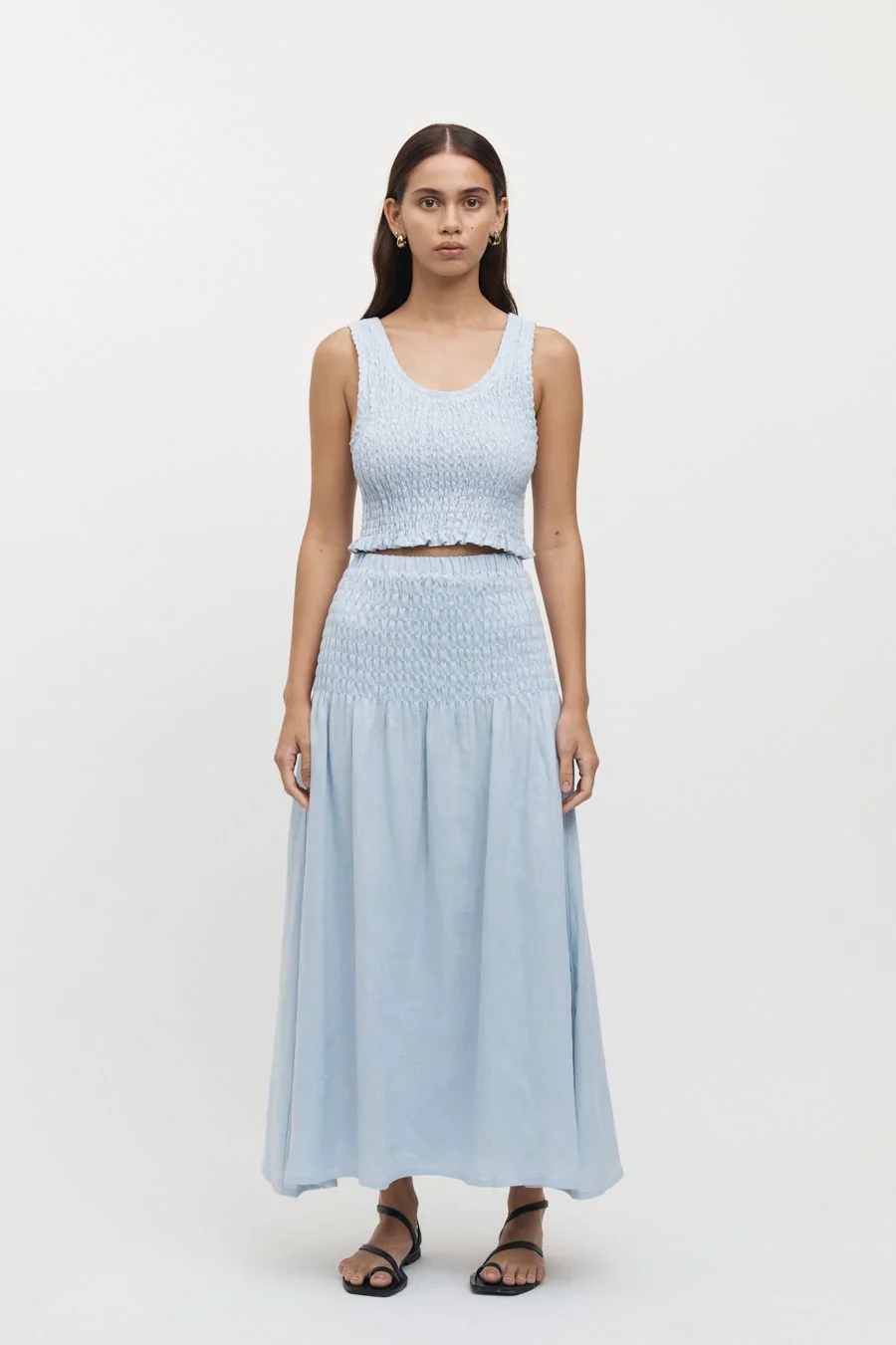 FRIEND OF AUDREY - Eze Shirred Linen Midi Skirt (Sky) - Image 4