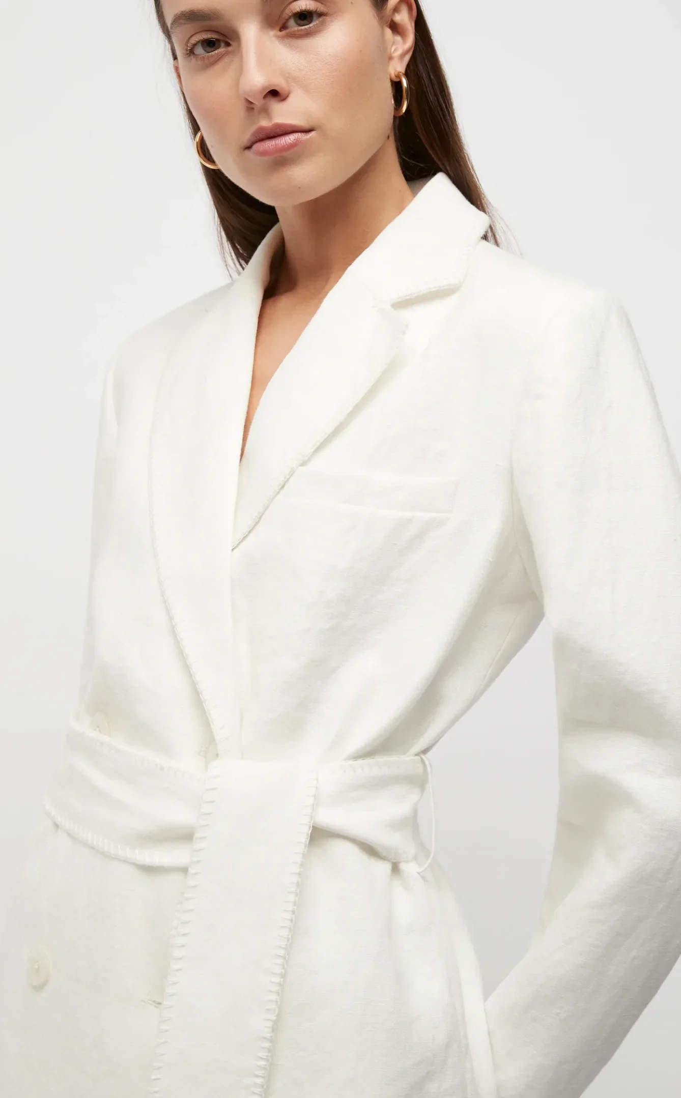 FRIEND OF AUDREY - HAYWORTH BLANKET STITCH LINEN BLAZER (WHITE)