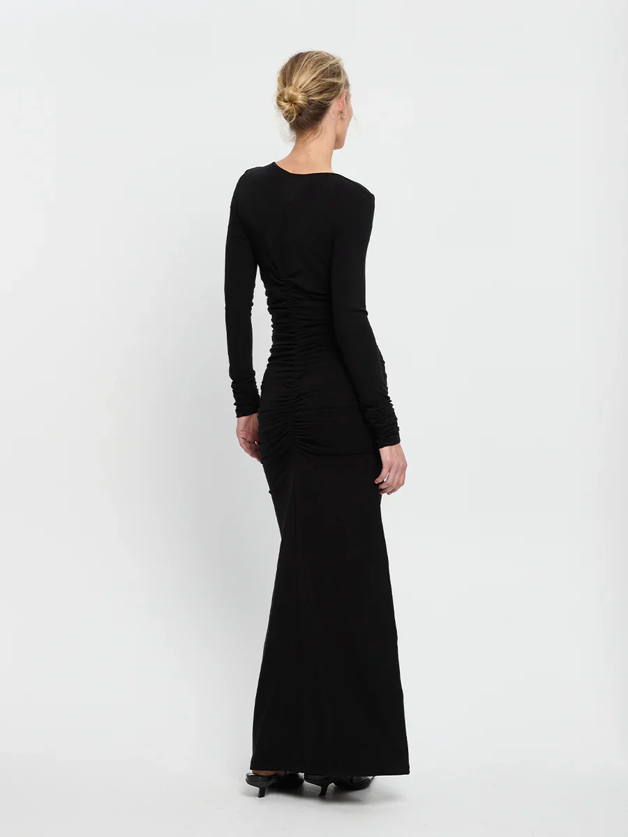 KIVARI - AMAL MIDI DRESS (BLACK) - Image 4