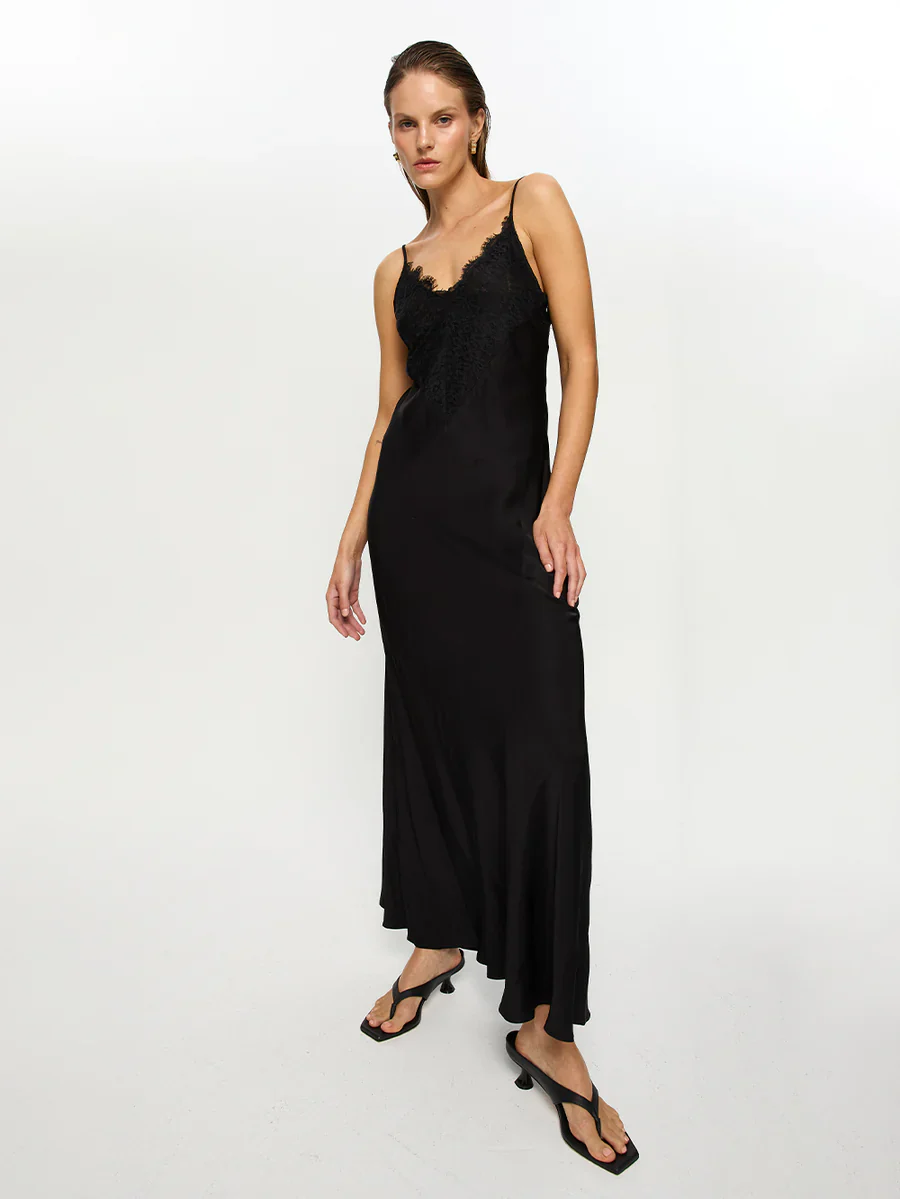 KIVARI - AMANDA MAXI DRESS (BLACK) - Image 7