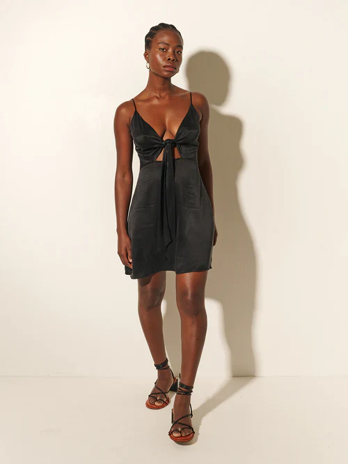 KIVARI - BIANCA TIE FRONT MINI DRESS (BLACK) - Image 2