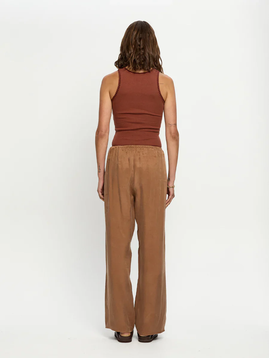 KIVARI - BLYTHE PANT (CHOCOLATE) - Image 5