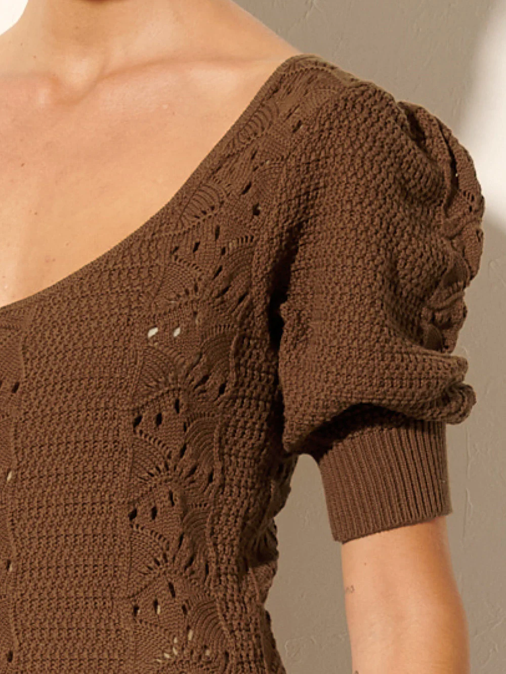 KIVARI - HELENA KNIT MIDI DRESS (COCOA) - Image 6