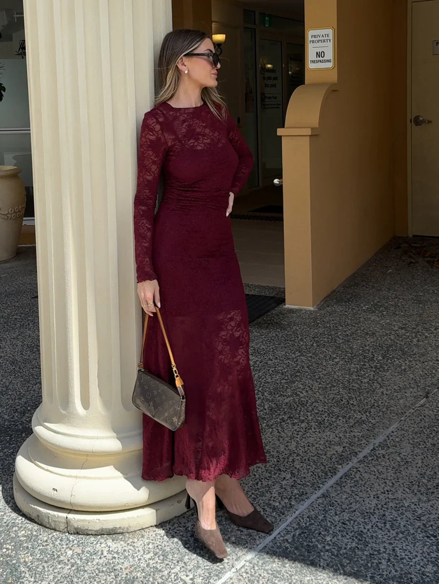 KIVARI - MARIE LACE MAXI DRESS (PLUM) - Image 2