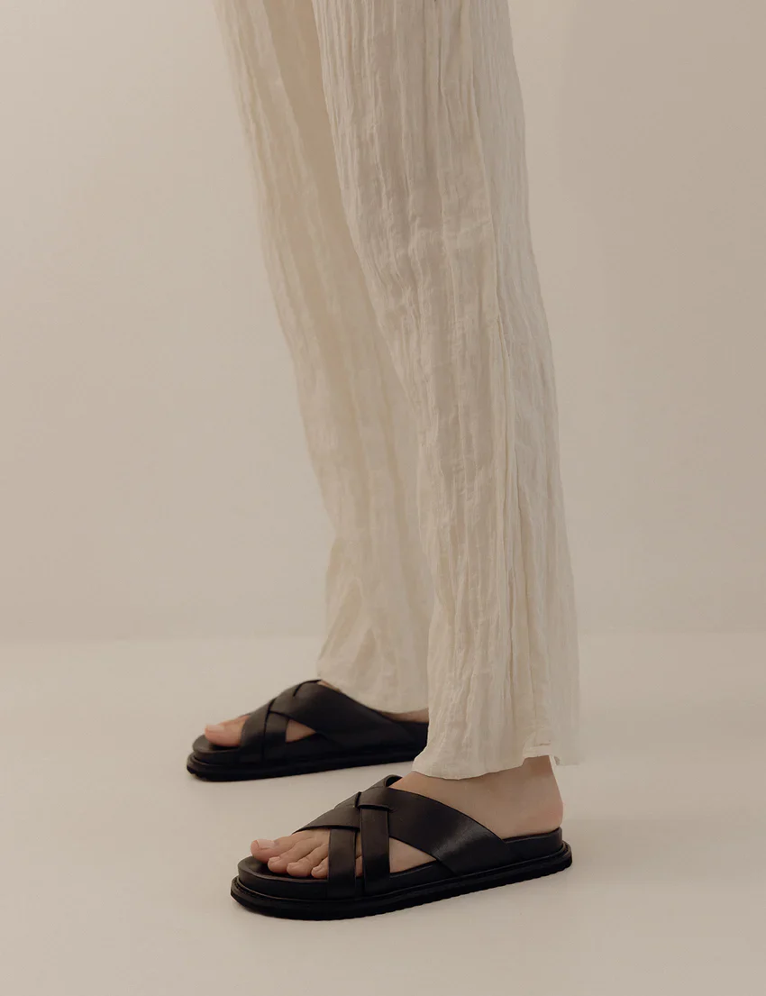 La Tribe - Cross Cut Slide (Black) - Image 3