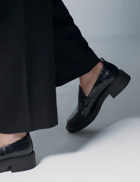 LA TRIBE - Fleur Loafer (Black Croc) - Image 6