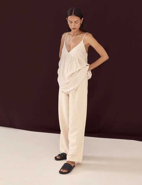 LA TRIBE - RESORT SLIDE (Black) - Image 5