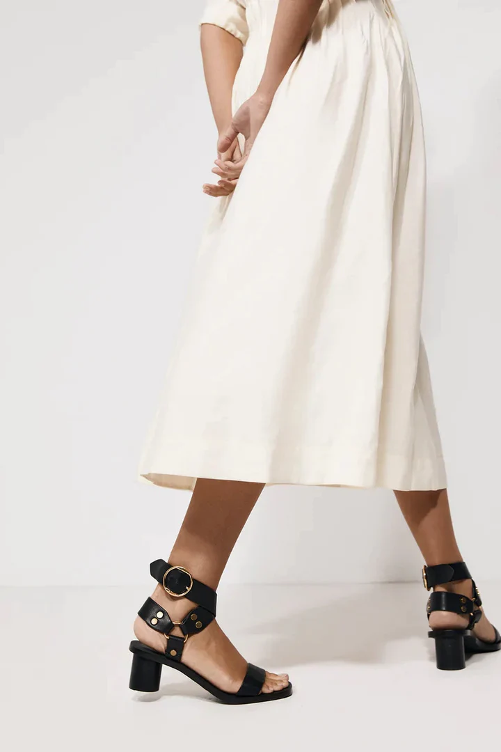 LA TRIBE - STUDDED HEEL (Black) - Image 4