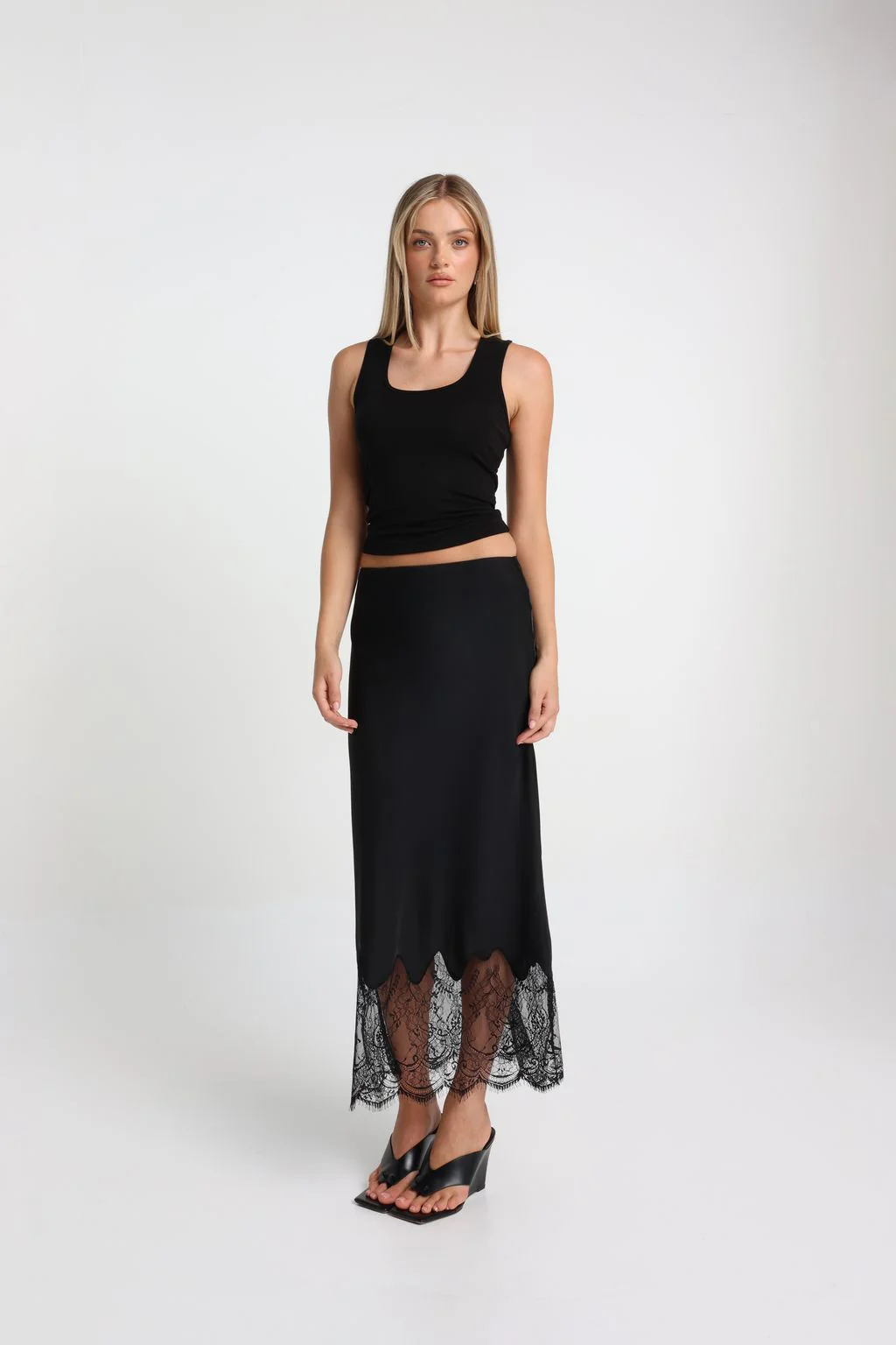 MADISON THE LABEL - LUELLA SKIRT (BLACK) - Image 4