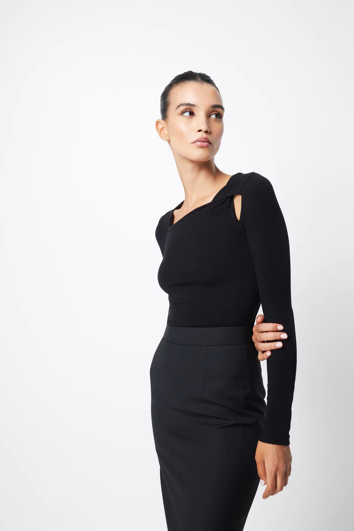 MOSSMAN - SOHO TOP (BLACK) - Image 4