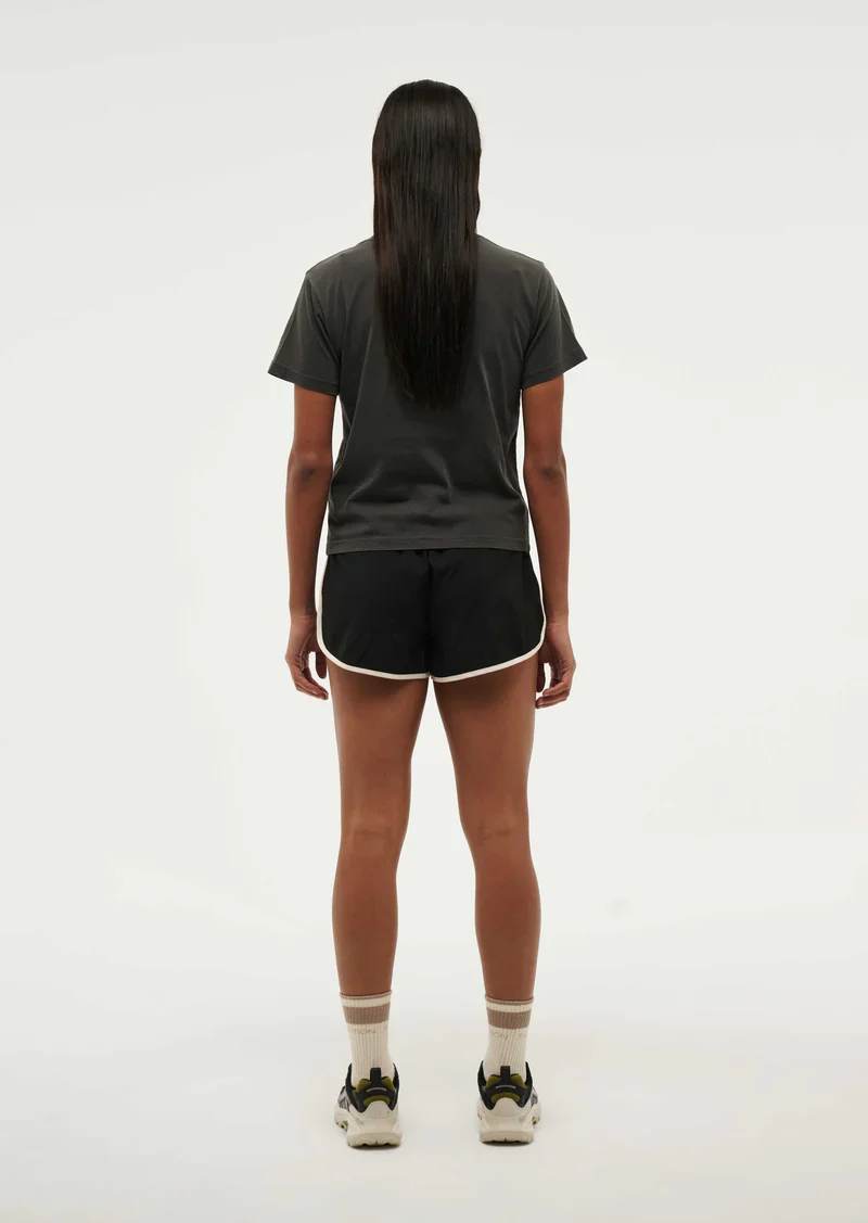 PE NATION - SPORTIVE SHORT SLEEVE TEE (WASHED BLACK) - Image 4