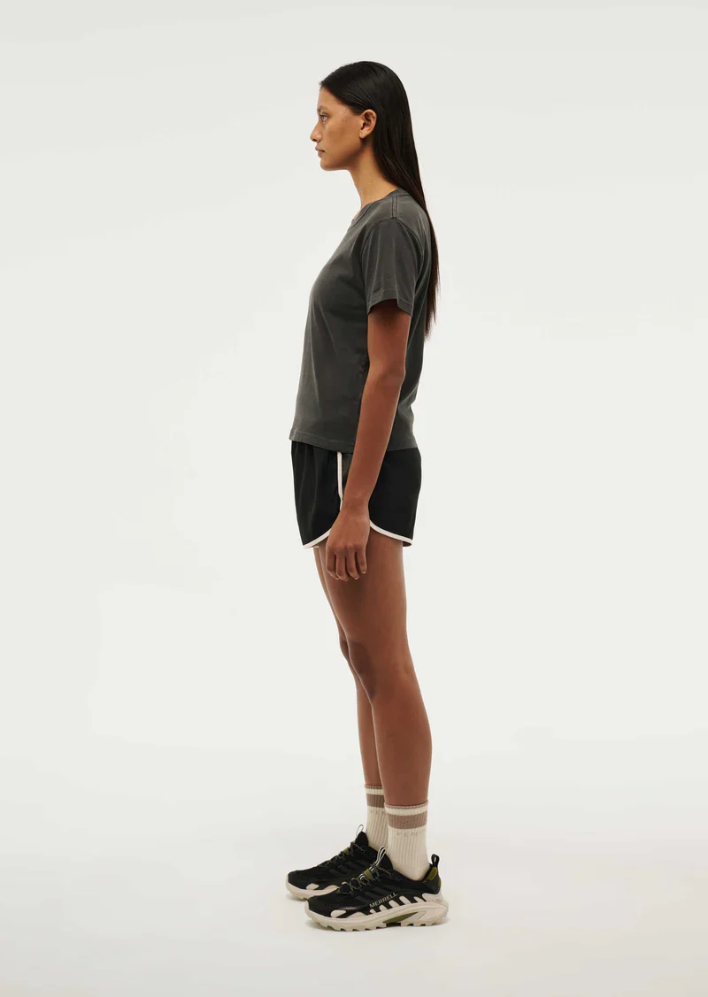 PE NATION - SPORTIVE SHORT SLEEVE TEE (WASHED BLACK) - Image 5