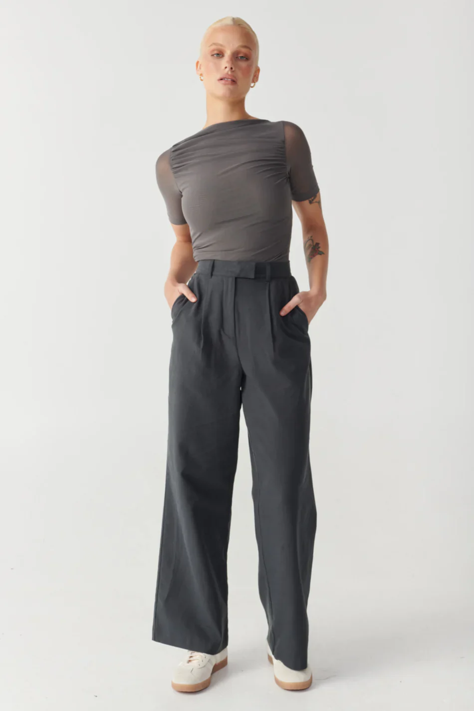 RAEF THE LABEL - EMERY SHORT SLEEVE MESH TOP (CHARCOAL) - Image 5