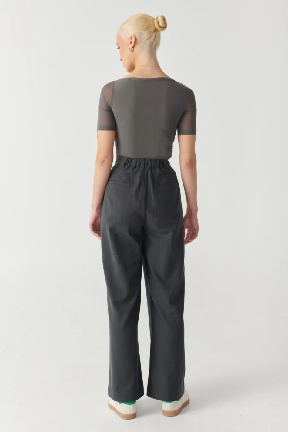 RAEF THE LABEL - EMERY SHORT SLEEVE MESH TOP (CHARCOAL) - Image 7