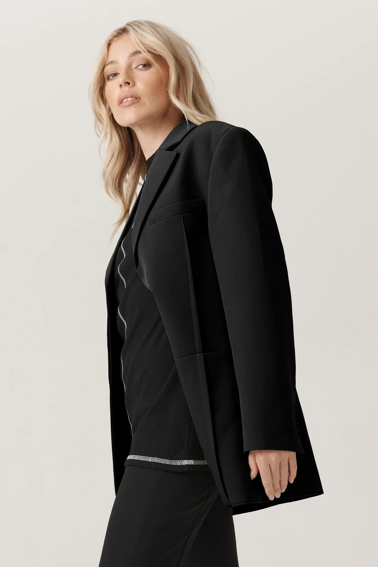 RAEF THE LABEL - HENLEY BLAZER BLACK - Image 2