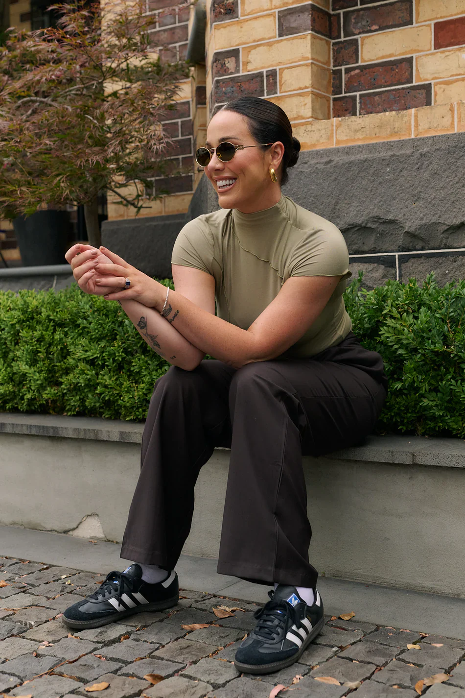 RAEF THE LABEL - LANEY PANELLED SHORT SLEEVE TOP (DARK OLIVE) - Image 9