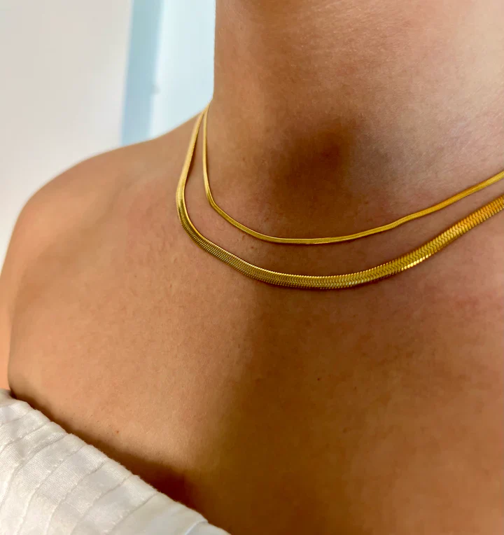 RICHÉ PARIS FEMME - HERRINGBONE GOLD NECKLACE 4MM - Image 2