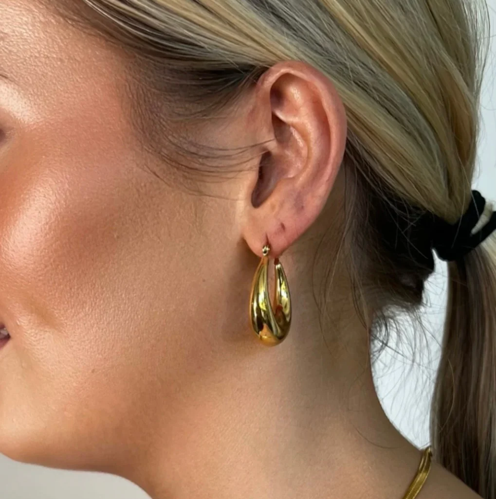 RICHÉ PARIS FEMME - MARIE GOLD EARRING - Image 2