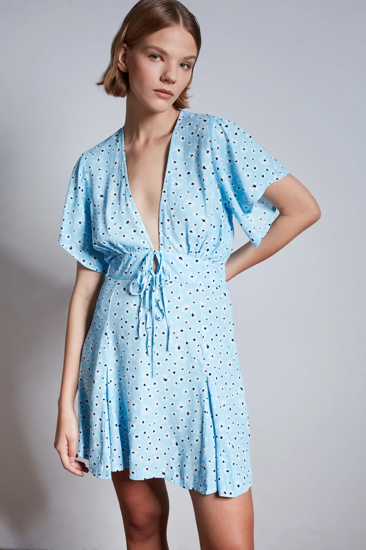 RUE STIIC - Leslie Mini Dress (Wildflower Floral) - Image 4