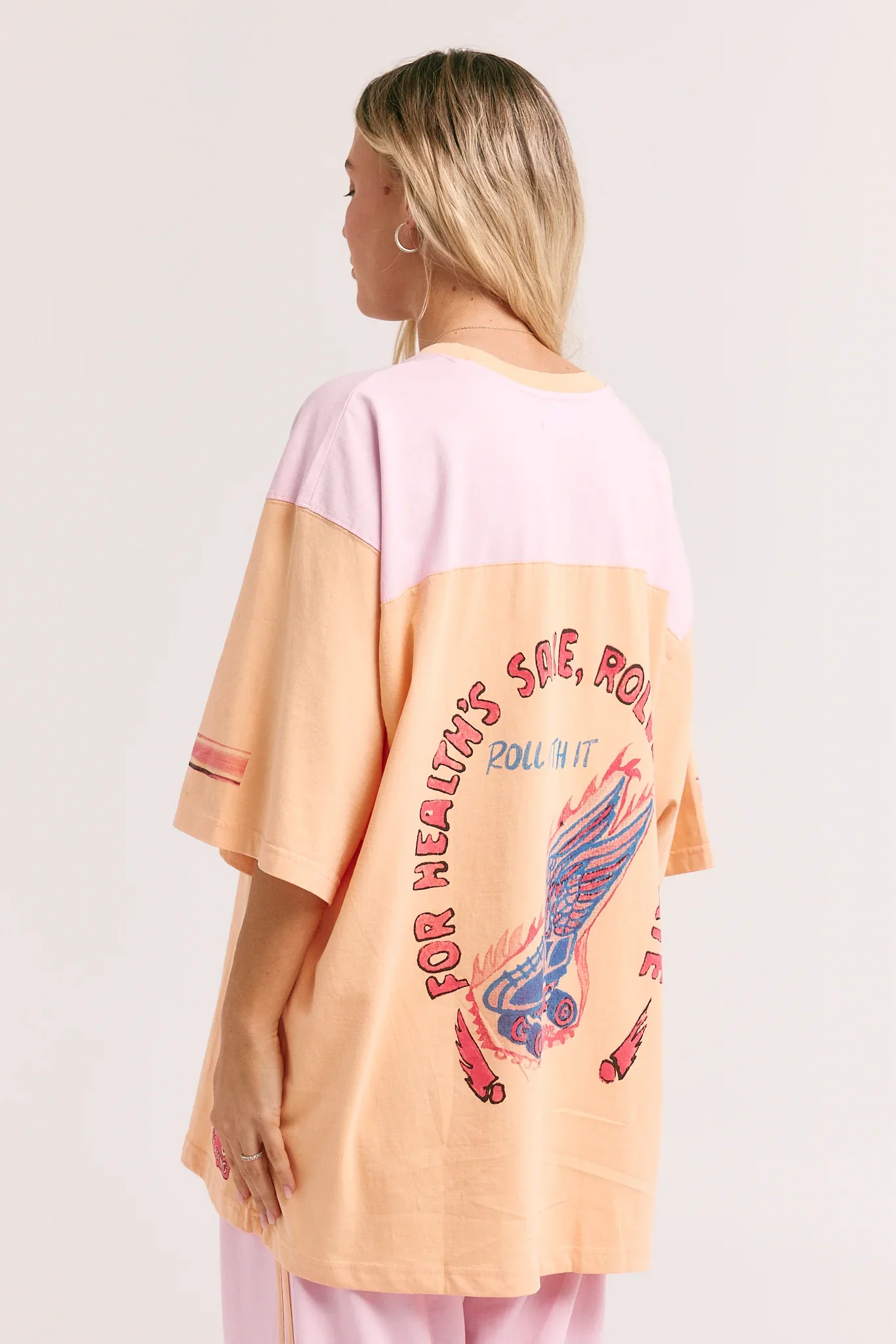 SAABI - THE VERY OVERSIZED SKATE DON'T HATE TEE (PEACH) - Image 3