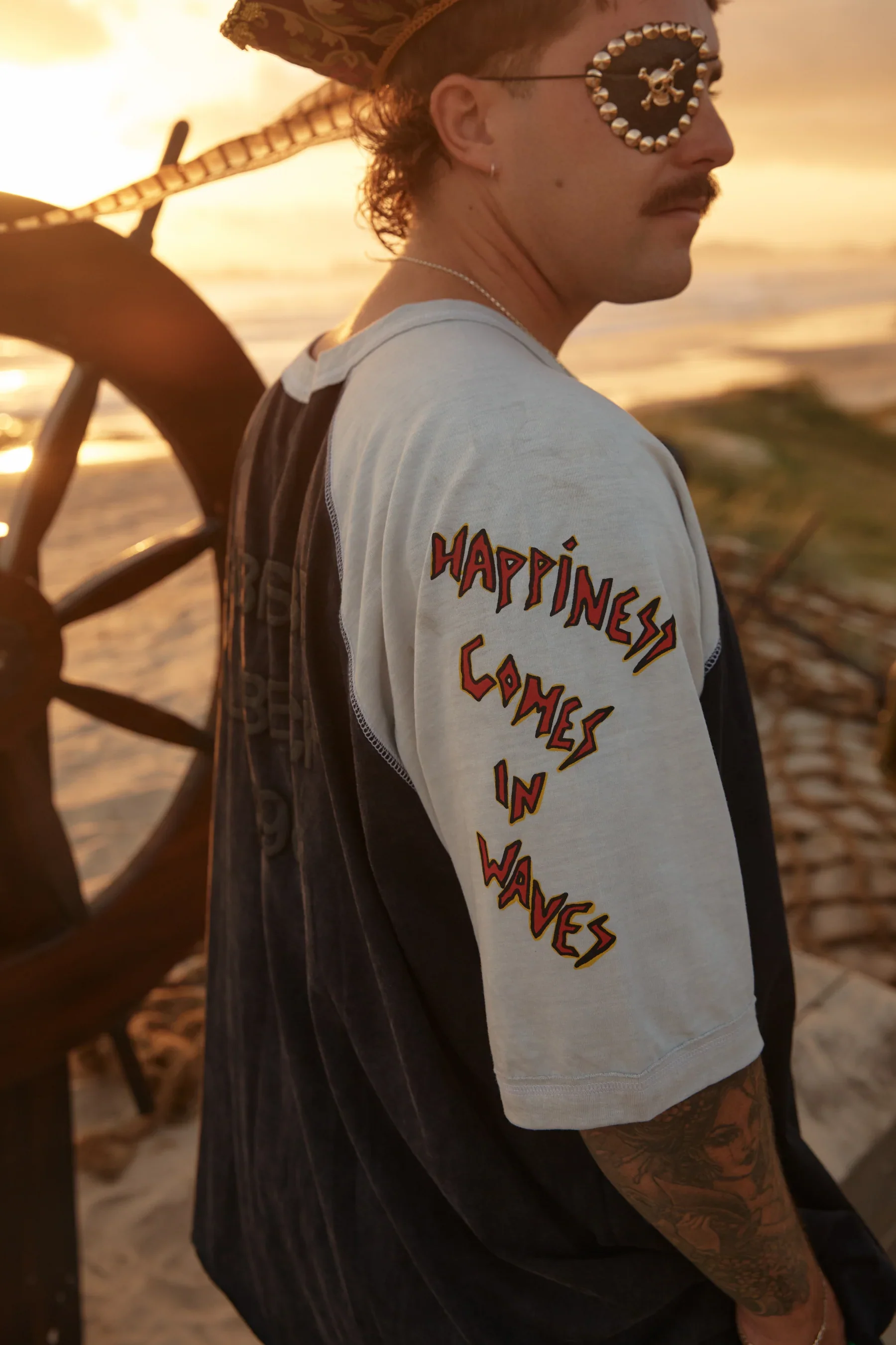 SABBI - STAY WILD RAGLAN TEE - Image 6