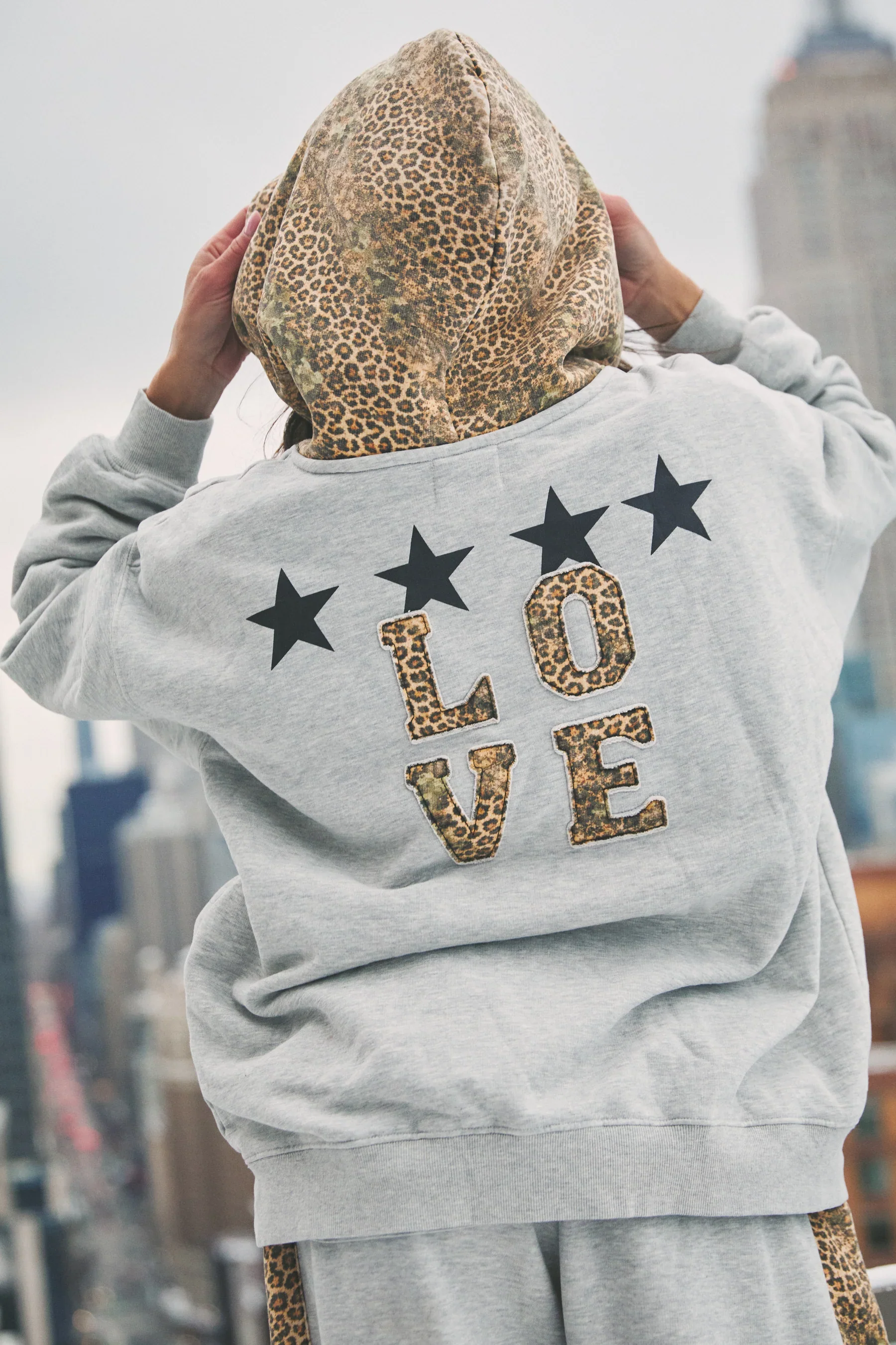 SABBI - THE BE HAPPY LEOPARD HOODIE 3 - Image 2