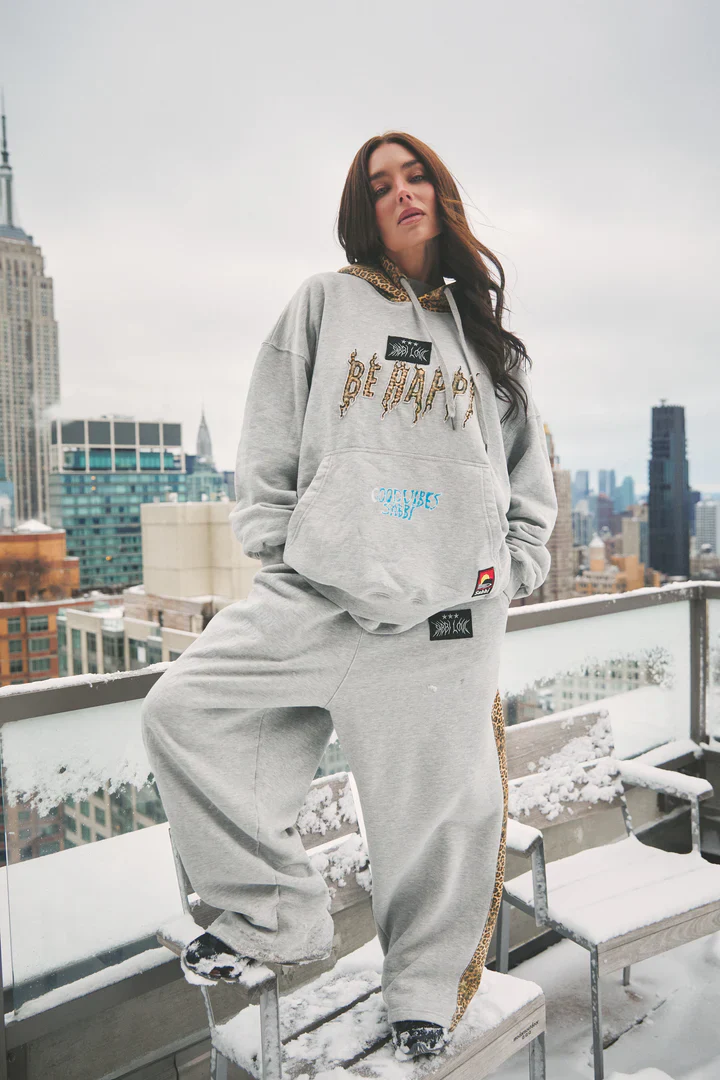 SABBI - THE BE HAPPY LEOPARD HOODIE 3 - Image 4