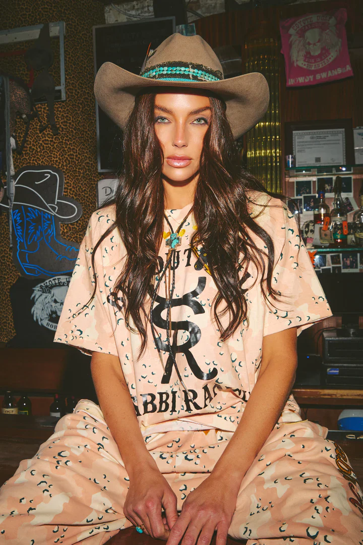 SABBI - THE BE-YOUTIFUL RANCH TEE (PINK CAMO)