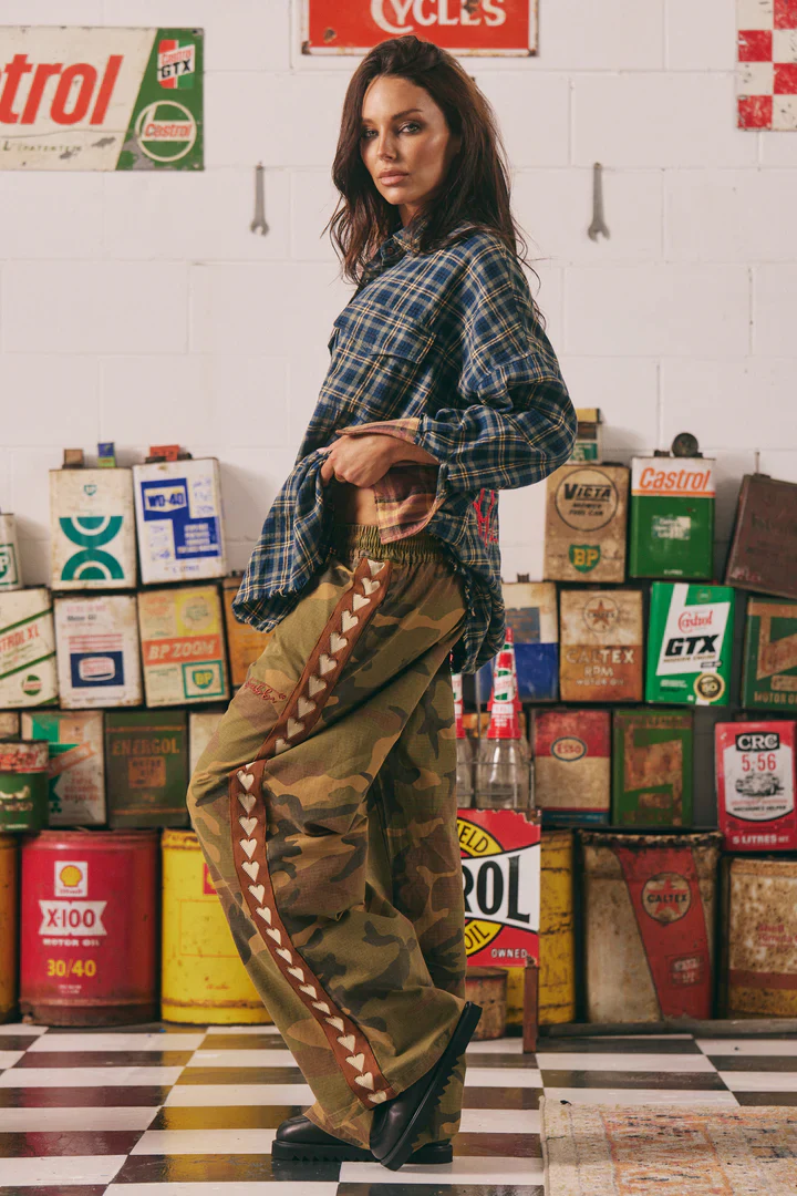 SABBI - THE CANVAS HEART PANTS (CAMO) - Image 2