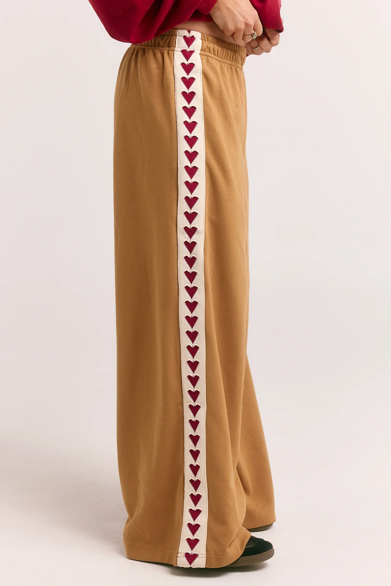 SABBI - THE RAVING HEARTS PANTS (CARAMEL) - Image 2
