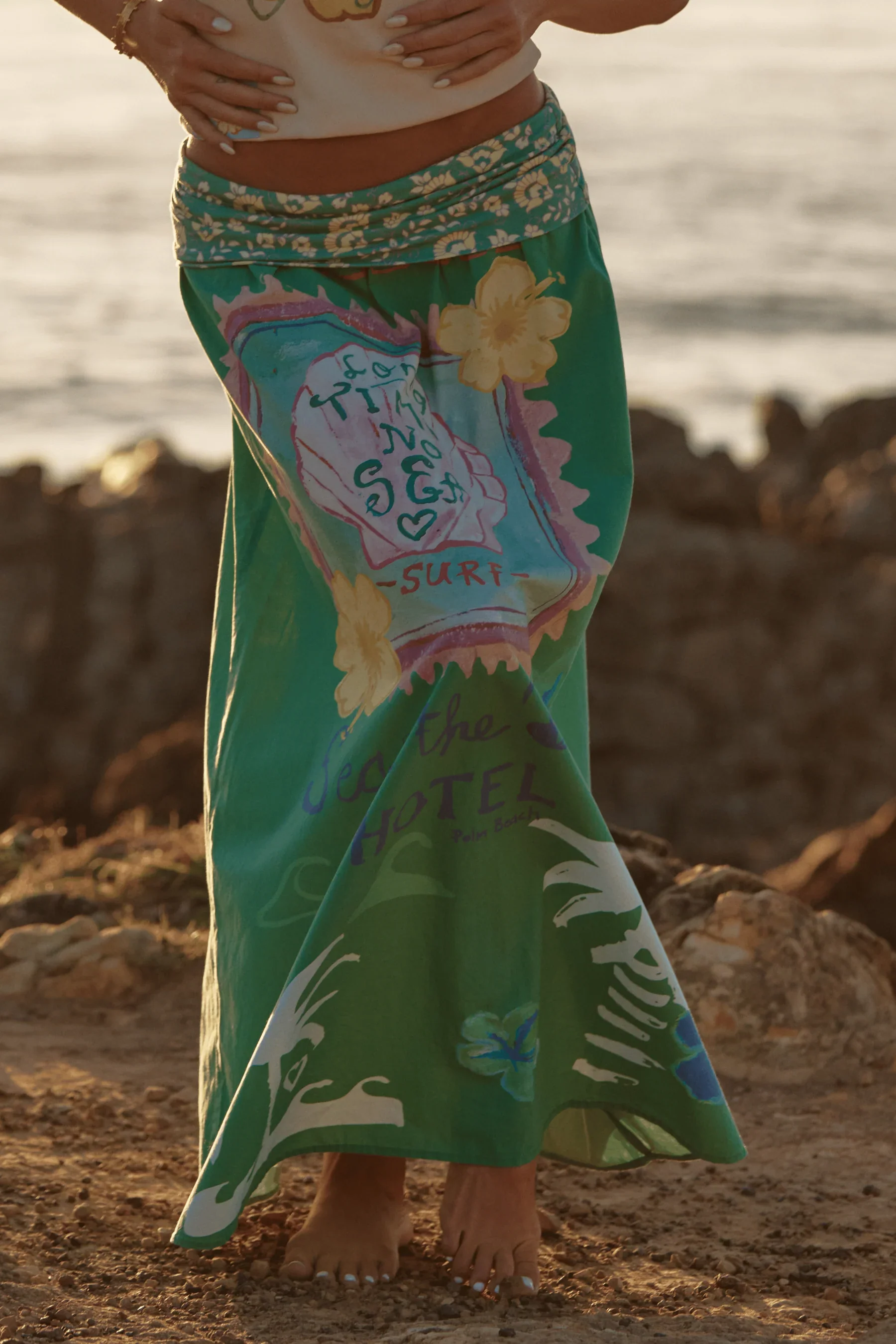 SABBI - THE SEAS THE DAY MAXI SKIRT (GREEN) - Image 4