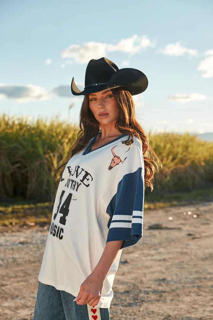 SABBI - THE VERY OVERSIZED COUNTRY MUSIC V NECK TEE (MARSHMALLOW & BLUE) - Image 3
