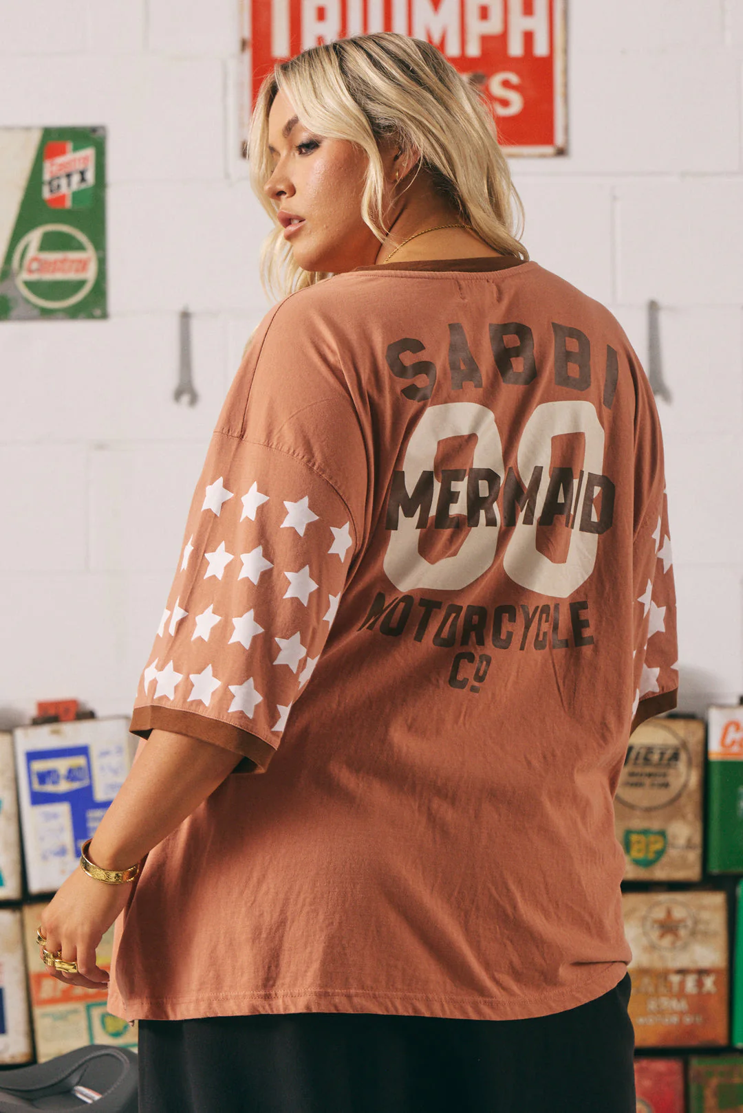 SABBI - THE VERY OVERSIZED DREAM BIG BRENDA TEE (CLAY) - Image 2