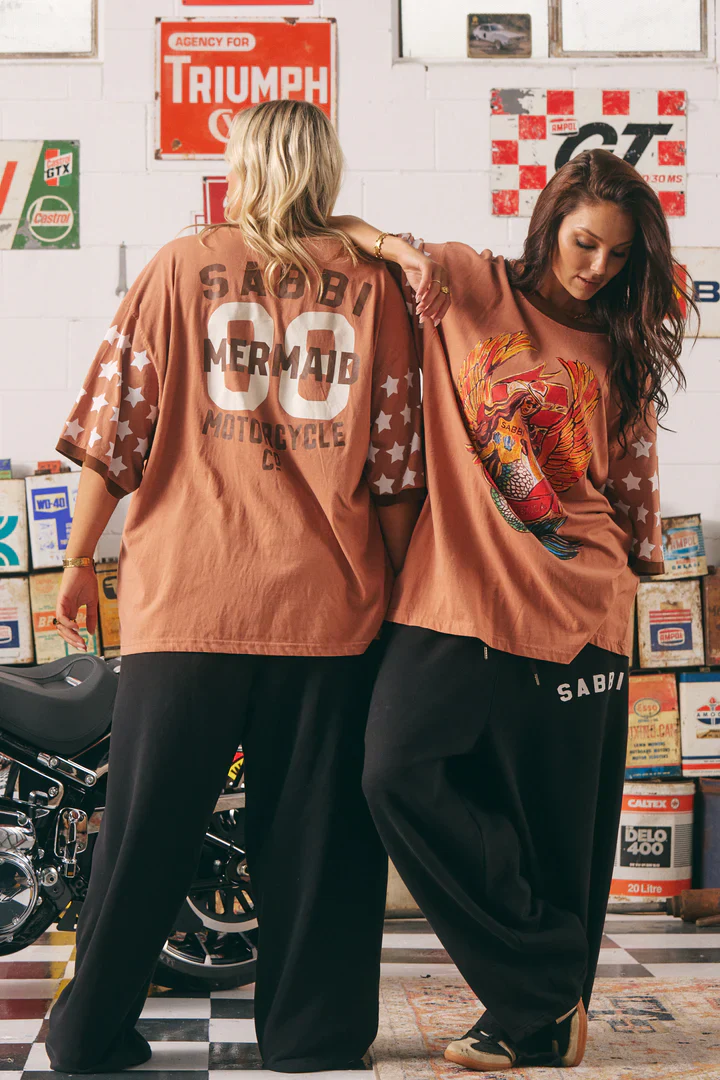 SABBI - THE VERY OVERSIZED DREAM BIG BRENDA TEE (CLAY) - Image 4