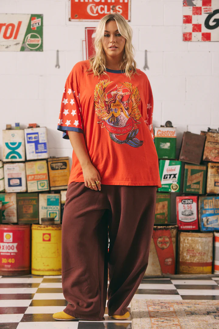 SABBI - THE VERY OVERSIZED VINTAGE DREAM BIG BRENDA TEE (RED)