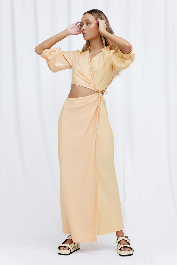 SIGNIFICANT OTHER - KARA MIDI DRESS (PEACH MIX)